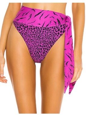 Beach riot Claire animal print bikini bottoms Size med
